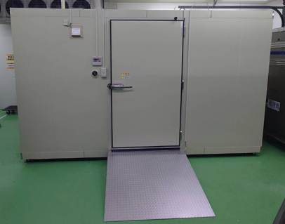 プレハブ冷凍庫3.0坪セパレート型 外観写真 - 山東冷熱工業